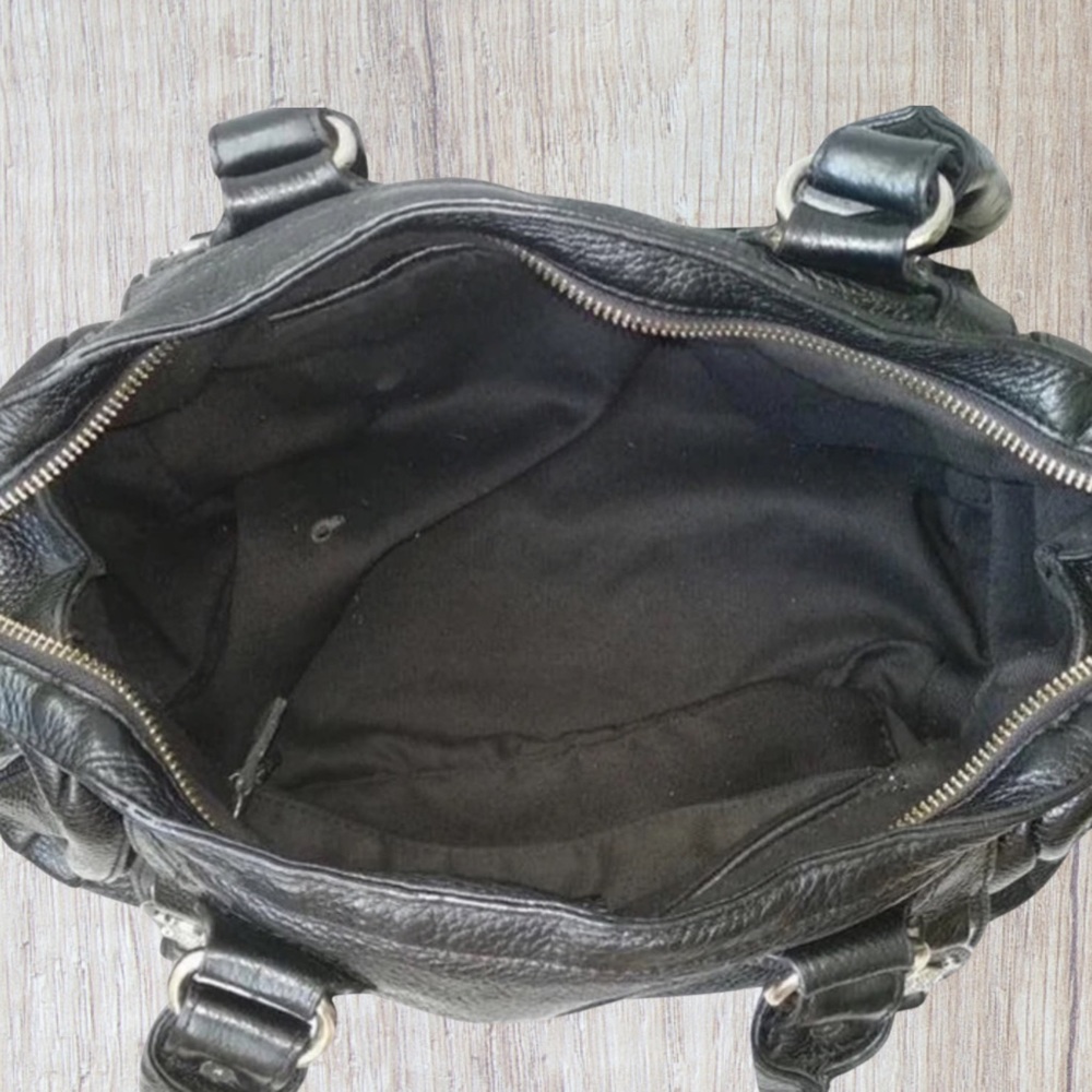 Vintage Celine Authentic Black Logo Leather Handbag Bag CE00 / 33 made in italy - Picture 5 of 10